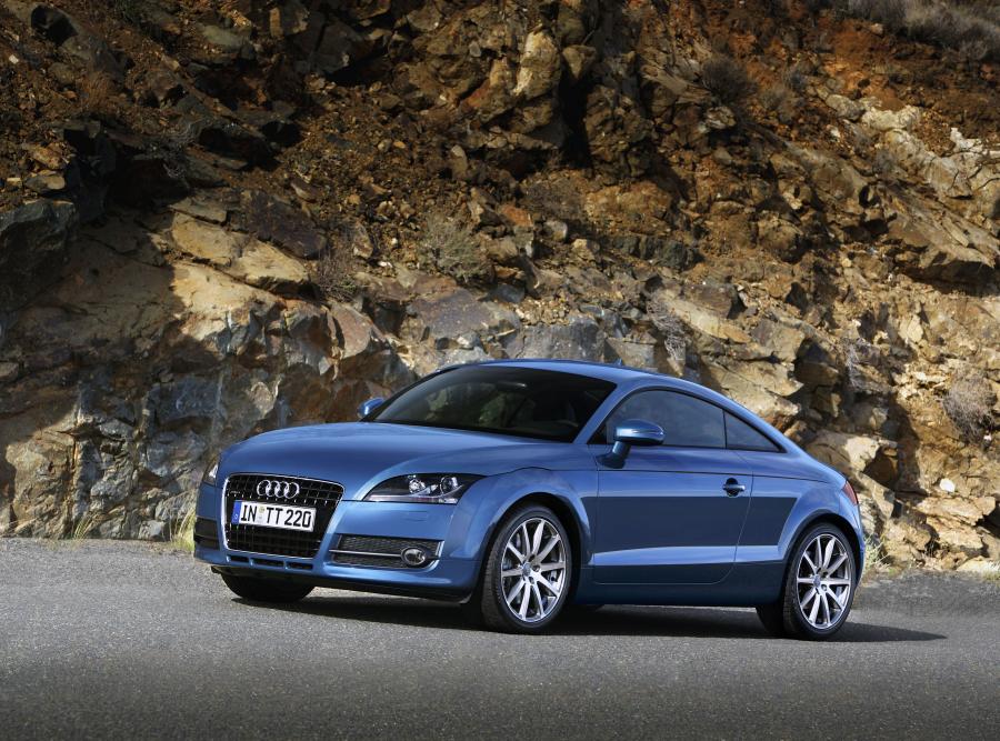  Audi TT Coupe (8J) 2006 года  (WW) (фото 1 из 12)